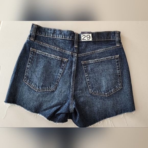 NWT Gap Women's High Rise Cheeky Short Size 8 Tall - Picture 7 of 7